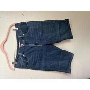 Levi's Classic Bermuda Denim Shorts Women's Size 32